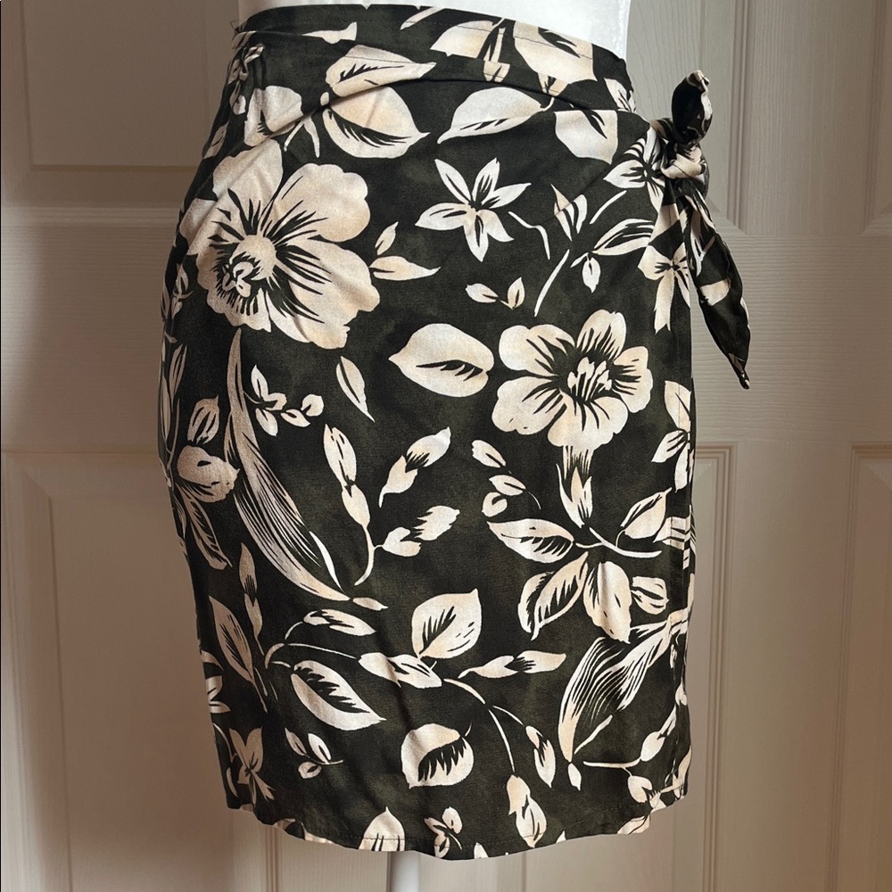 Chic Olive and Cream Floral Wrap Skirt
